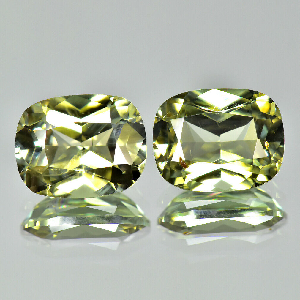 5.37ct (2pcs) Twin Pair 100% Natural Color Change Diaspore "vvs" Clarity Gems